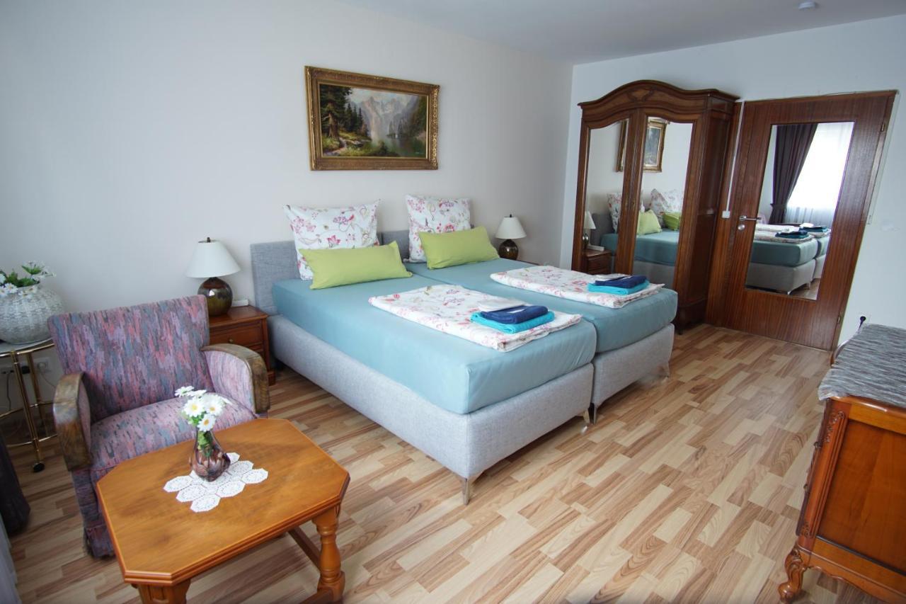 Ferienwohnung - Am Stadtgarten Саарлуис Экстерьер фото